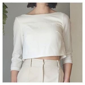 AMY KUSCHEL BOAT NECK 3/4 SLEEVE CROP TOP